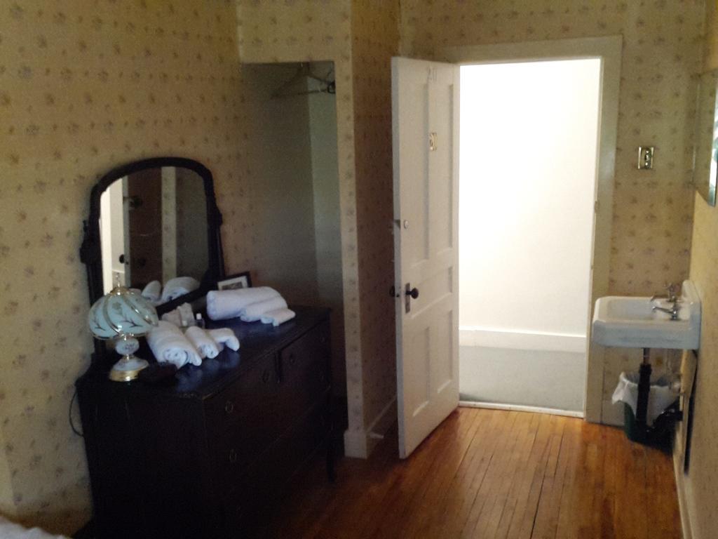 Pine Lodge Bristol المظهر الخارجي الصورة