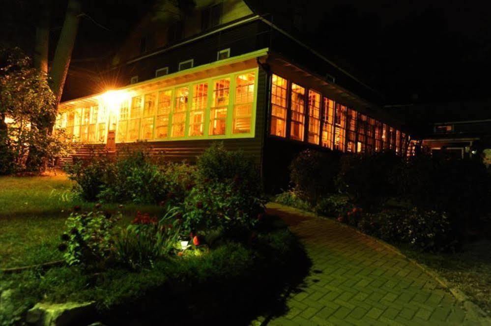 Pine Lodge Bristol المظهر الخارجي الصورة